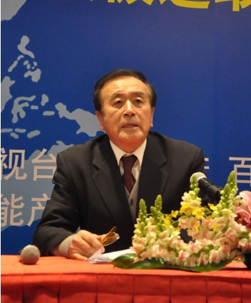 中國農(nóng)村能源行業(yè)協(xié)會太陽能熱利用專業(yè)委員會主任羅振濤